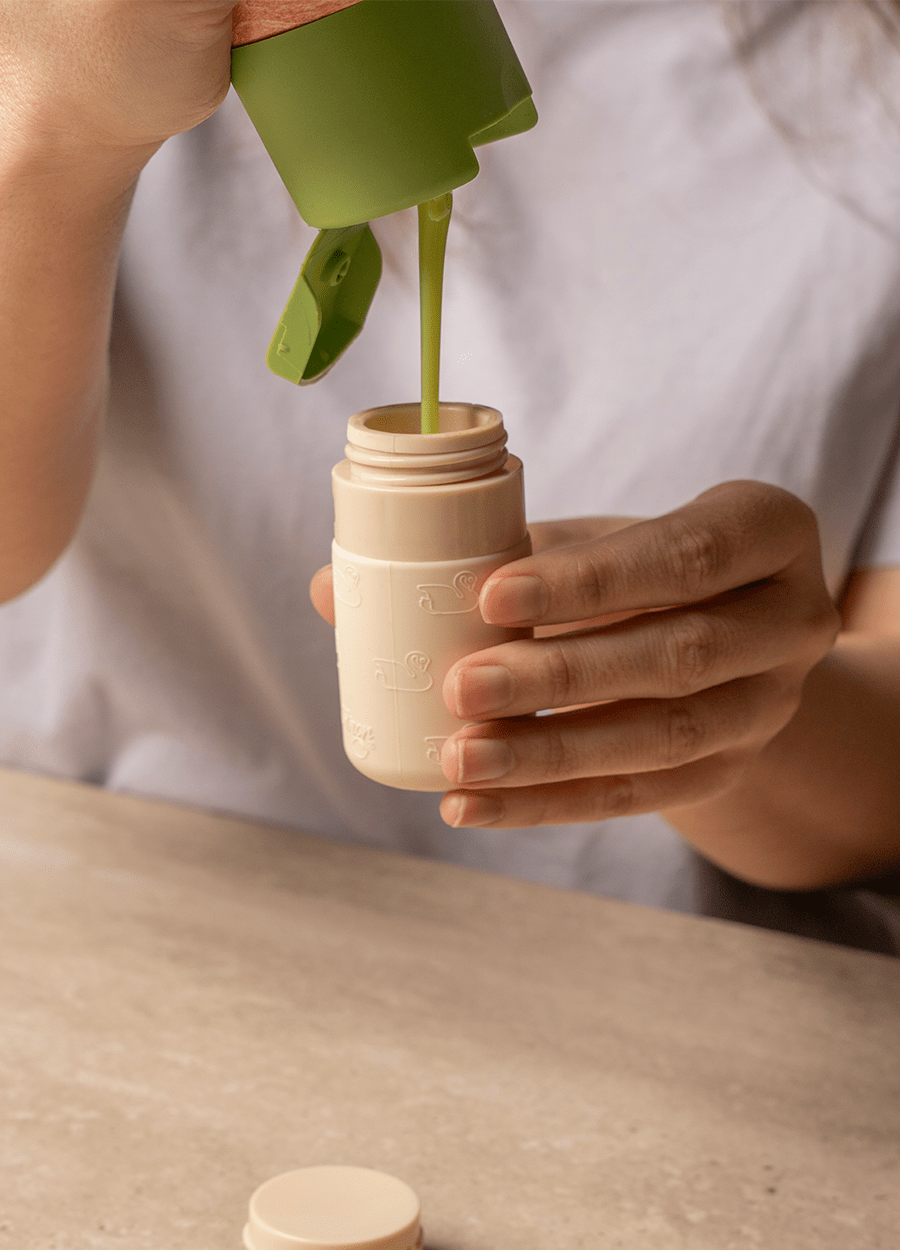 Mini Squeeze bottles - Cherry/Swan