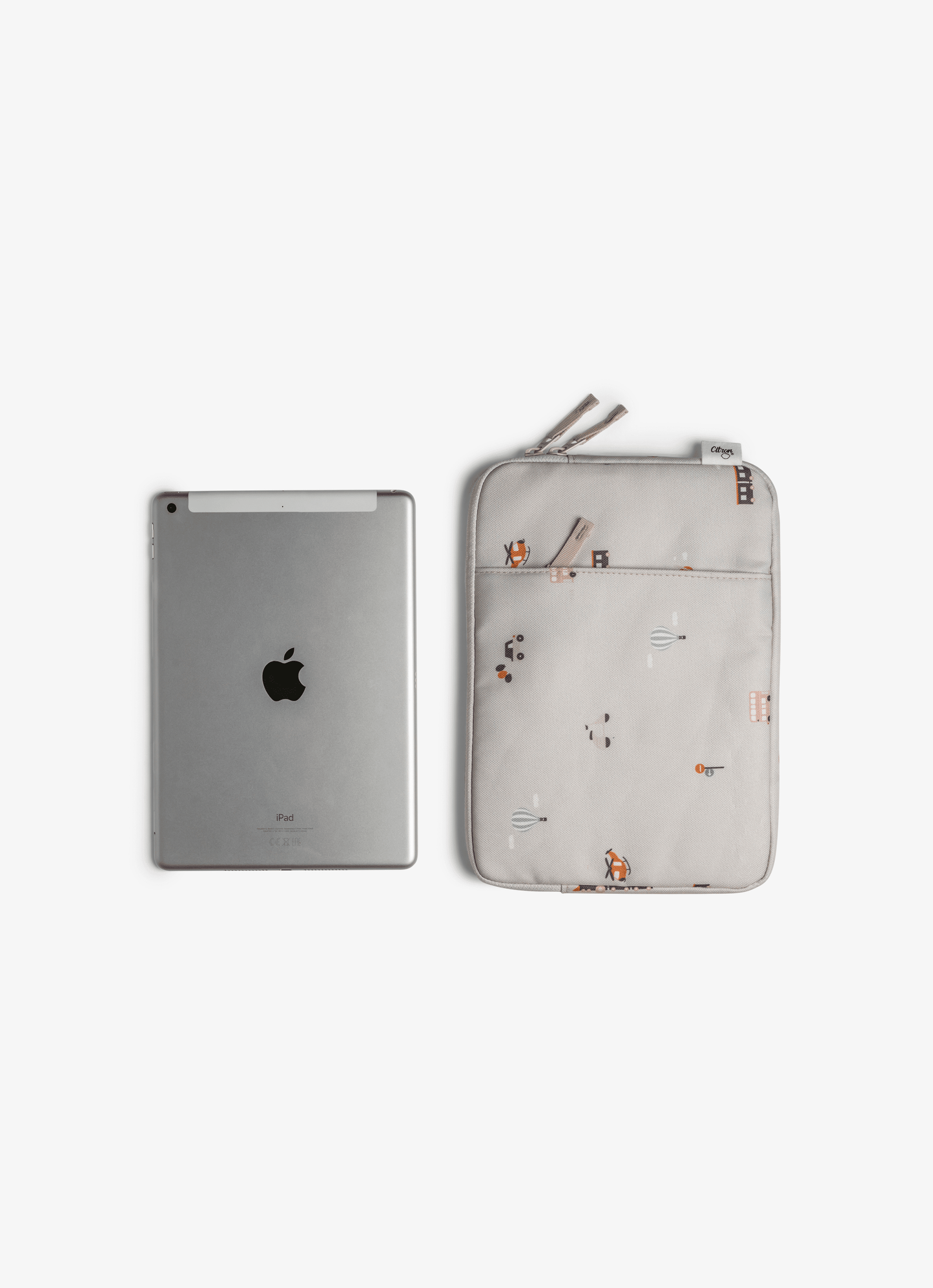 Protective Ipad Sleeve with zipper - Vehicles