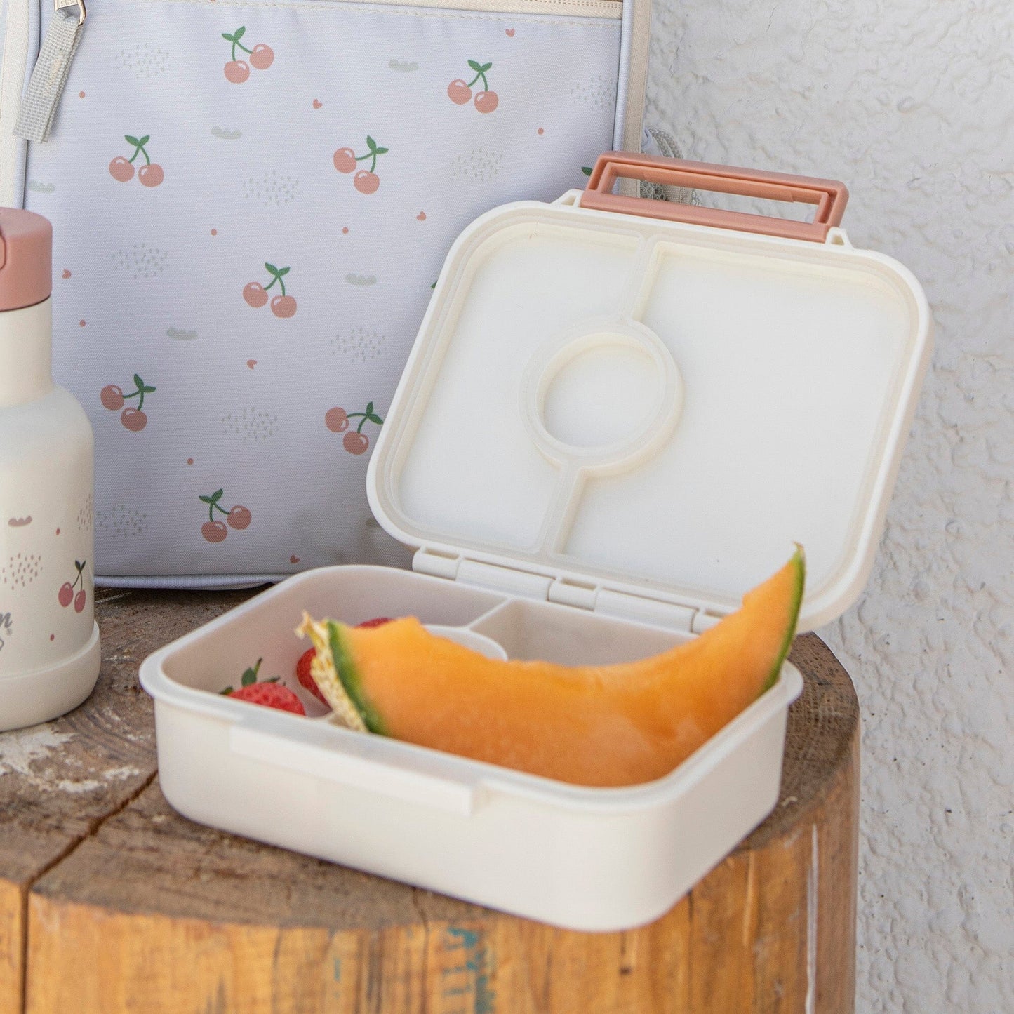 Absolut Tritan Snackbox - 3 Compartments - Cherry