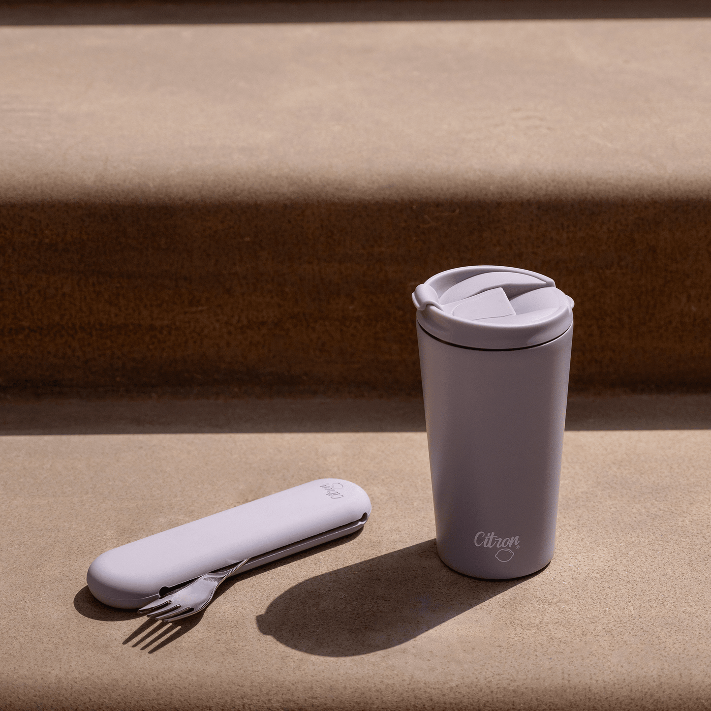 طقم أدوات مائدة من الفولاذ المقاوم للصدأ - بنفسجي + حقيبة